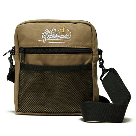 GIRL SKATEBOARDS (ガール) ショルダーバッグ ミニ カバン Traveler Shoulder Bag Toffee/Black スケボー SKATE SK8 スケートボード