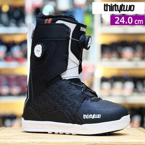 ���f�B�[�X �X�m�[�{�[�h�u�[�c 25-26 THIRTYTWO WS LASHED DB VOLCOM �J���[:BLACK 24cm �T�[�e�B�[�c�[ �^���� ���{���K�i