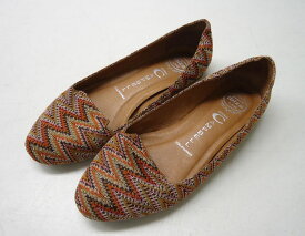 【中古】【JEFFREY CAMPBELL／ジェフリーキャンベル】アーモンドトゥ フラットパンプス★37（23.5cm位）／ヒール高：約0.8cm★ブラック★カジュアルパンプス★