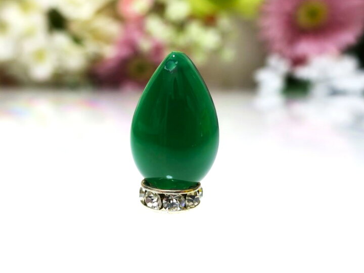 楽天市場】天然石 グリーン 瑪瑙 雫ペンダントトップ 23x15mm 1個 
