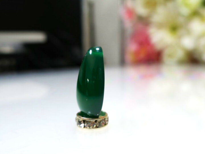楽天市場】天然石 グリーン 瑪瑙 雫ペンダントトップ 23x15mm 1個 