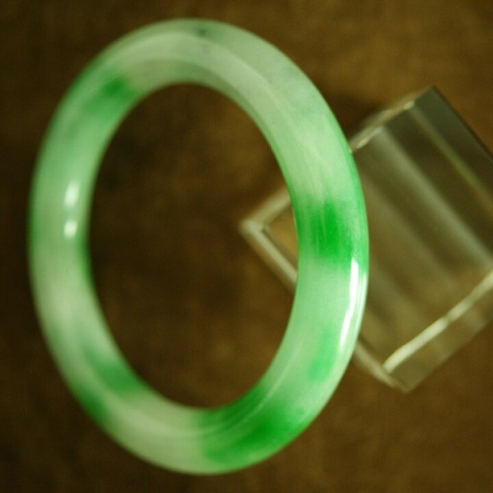 楽天市場】翡翠 バングル 深緑、薄緑色 内径59〜62mm アクセサリ 