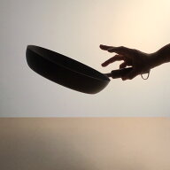 チタン 木柄フライパン 26cm /長谷元/北京鍋/軽い/軽量/中華なべ/日本製/おすすめ/業務用/店舗用/片手/中…