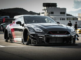 【送料無料】　プラモデル　1/24　リバティーウォーク　No.13　LBワークス　R35　GT-R　type2　Ver.2