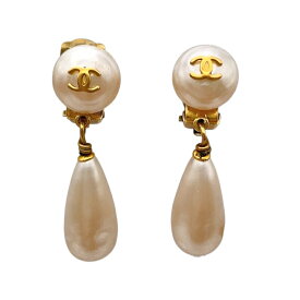 シャネル CHANEL ココマークパールイヤリング ホワイト メタル・パール アクセサリー【中古】