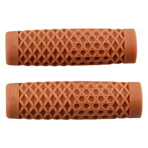 ��� CULT x VANS �O���b�v �I�[�f�B�[�A�C 1�C���` �K�� �J���g x �o���Y �I�[�f�B�[�A�C Vans Grips - 1 - Gum B02VTGR DRAG 06302362