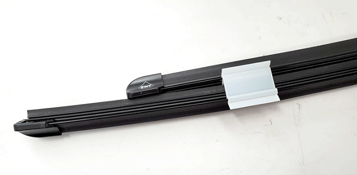 楽天市場】SWF 雨用 フロント 輸入車ワイパー 119312 BMW E90 E91 (3