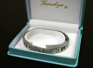 ZEEN 555T@`^Q}uX bg@N^99D999995gp yyMt_z@@10P18Oct13