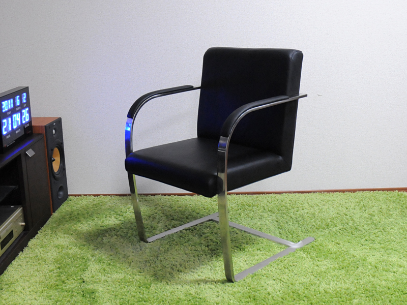 人気激安 デザイナーズ家具 リプロダクト ジェネリック 【30％OFF】 ブルーノチェア イタリアンレザー本革仕様 色ブラック ミースファンデルローエによるデザイン パーソナルチェア カウンターチェア いす ダイニングチェア 一人用 椅子 イス