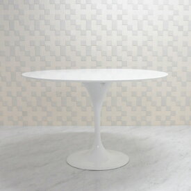 チューリップテーブル 天板直径120cm 色ホワイト　エーロサーリネンによるデザイン　リプロダクト　ジェネリック　デザイナーズ家具　ラウンドテーブル　丸テーブル　ダイニングテーブル　大型テーブル　カフェテーブル　一本脚