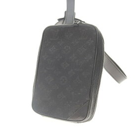 【中古】ルイ ヴィトン LOUIS VUITTON トリヨン モノグラムレザー ユティリティ サイドバッグ ショルダーバッグ ブラック【W14.5xH23xD4】【BLK】【S/S/A/W】【状態ランクA】【メンズ】【769684】[DPD]