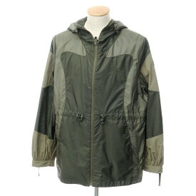 【中古】【未使用】モンクレール MONCLER 2023年春夏 Born To Protect Symphodus シェルジャケットパーカー オリーブグリーン【サイズ1】【GRN】【S/S】【状態ランクS】【レディース】【769292】[BPD]