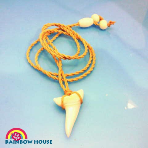 シンプル ナチュラル Mako 全品送料無料 安心の定価販売 shark サメの歯 tooth ペンダントレギュラーサイズ