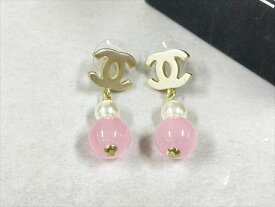 最大3万円超OFFクーポン配布！6/4 20:00-6/11 01:59◇美品 CHANEL シャネルピアス ココマーク スウィング パール ラインストーン ピアス パール ピンク ゴールド金具 中古 箱付き レディース プレゼント 誕生日 卒業式 入学式 母の日 お祝 USED 古着 中古 c-002