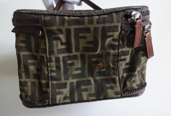楽天市場】FENDI フェンディ バニティポーチ ズッカ柄 レディース 