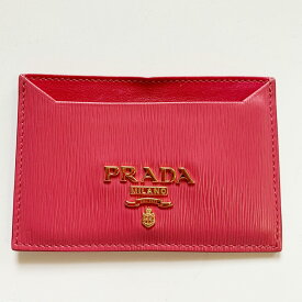 最大3万円超OFFクーポン配布！6/4 20:00-6/11 01:59◇PRADA プラダ カードケース 名刺ケース レディース ピンク色 シンプル ブランド 定番 人気 レザ t-002