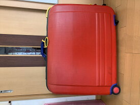 UNITED COLORS OF BENETTON ベネトン 大型 スーツケース トランクケース ギフト ブランド 希少 鍵付き 中古