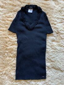 美品 CHANEL シャネル 半袖セーター サイズ44 黒 レディース Vネック トップス コットン 63％ 可愛い 中古 ストレッチ素材 c-003 c1001974
