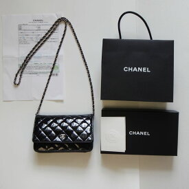 CHANEL シャネル マトラッセ チェーンウォレット 黒 正規 パテント ブラック シャネルレディース サイフバック レザー 斜め掛け 肩掛け ポシェット 入学式 卒業式 鞄 かばん 本物 中古