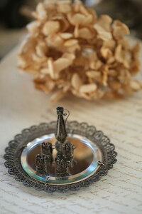 フランス アンティーク ピアス細工のミラー付きトレイ&ピッチャー&カップ ミニチュア G39