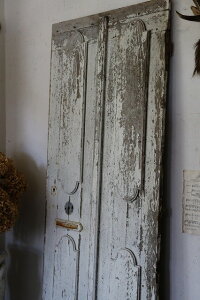 tXAeB[N yL̔ꂽVr[ȃyCghA zCg× uE   U135