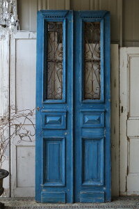 tXAeB[N ACA͂ߍ܂ꂽu[̃t`hA 2g E121-1