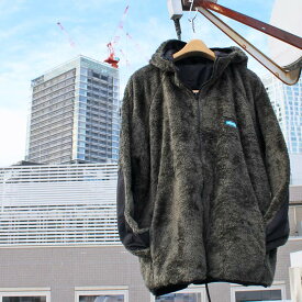 KAVU カブー Fur Jacket ファー ジャケット Fur×Nylon REVERSIBLE JACKET HOODIE ファー×ナイロン リバーシブル ジャケット フーディー FUR NYLON PARKA MENS メンズ LADIES レディース OUTDOOR CAMP FISHING WINTER 冬物 防風 撥水 Olive オリーブ M-L 送料無料！