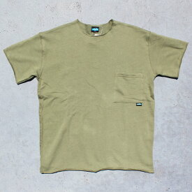 KAVU カブー Short Sleeve Lock ショートスリーブ ロック　POCKET TEE ポケット Tシャツ CREW NECK クルーネック 半袖 夏物 OUTDOOR CAMP アウトドア キャンプ MENS メンズ LADIES レディース ユニセックス　Olive オリーブ グリーン Mサイズ-Lサイズ　送料無料！