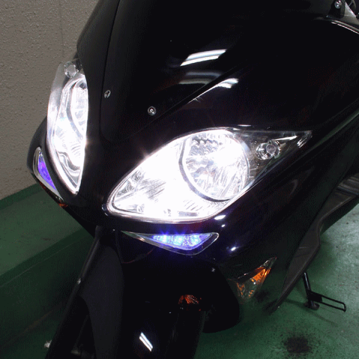 楽天市場 フォルツァx Z Mf08 メッキ フロント Led デイライト ダクト フォグランプ 青 ブルー発光 パーツ ホンダ Forza バイクパーツバッテリー販売のrise 楽天市場 フォルツァx Z Mf08 メッキ フロント Led デイライト ダクト フォグランプ 青 ブルー発光 パーツ ホンダ Forza バイクパーツバッテリー販売のrise