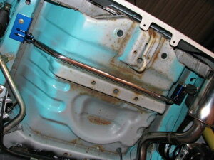 �J���C���쏊 �������m�R�b�N�o�[ DA0180-MOR-00 DAIHATSU �~��/�~��AVY/�~���W�[�m L250/260/650 KAWAI WORKS