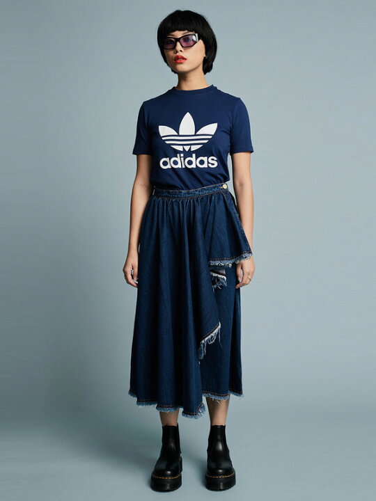 楽天市場 アディダス オリジナルス Adidas Originals Tシャツ レディース ロゴ ペア 半袖 カジュアル スポーツ Trefoil Tee 三つ葉 ルームウェア 部屋着 ジム フィットネス ストリート トレフォイルロゴ Adicolor アディカラー Ekc86 Dv2599 クリスマス ギフト