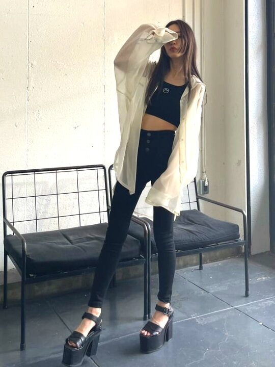 楽天市場 Emoda エモダ デニム 細い ハイウエスト パンツ スキニー スキニーパンツ スリム タイト ストレッチ おしゃれ かわいい Elder Nude H W Denim 美脚 脚長 定番 レギンス レギパン 無地 シンプル ハイウエストパギンス ハロウィン