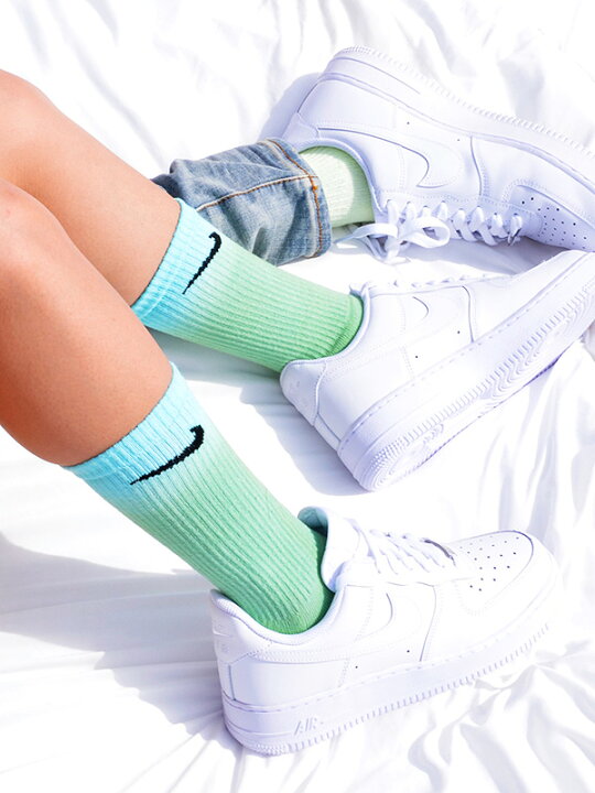 楽天市場 Sock Sammy Jo ソックサミ ジョー ソックス レディース メンズ おしゃれ かわいい ブランド 靴下 ユニセックス Nike ナイキ Dusk To Dawn Crew Socks グラデーション 染め ダンス ストリート スケーター スポーツ アクセント Ssj7781 夏休み ギフト プレゼント