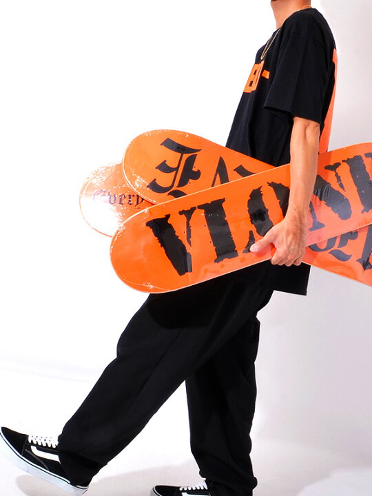 楽天市場 Vlone ヴィーローン ヴィーロン スケボー デッキ おしゃれ かっこいい ブランド ストリート La Pop Up Skate Deck ポップアップ ロゴ スケートボード 板 インテリア オシャレ ファッション アイテム オレンジ ブラック Vskd03 03 ハロウィン ギフト プレゼント