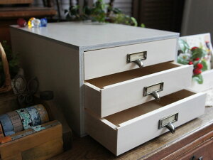  3i ؐރP[X A4TCY[\ AeB[N zCg o