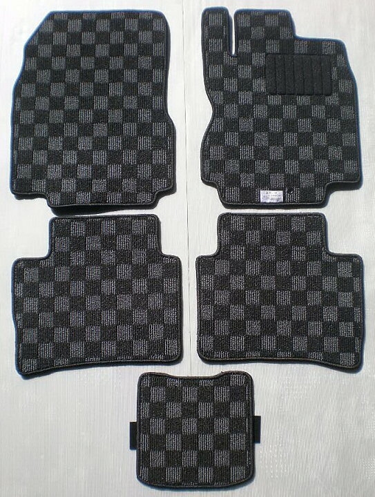 楽天市場 店長おすすめ フロアマット カーマット 日産 ノート e11系 チェック柄 送料無料 ゴム臭くない セミオーダーメイド 車 汚れ防止 カー用品 マット チェッカー 新品 対応 専用 パーツ カバー 保護 カーマット フロアマット専門店r S 楽天市場 店長おすすめ フロアマット カーマット 日産 ノート e11系 チェック柄 送料無料 ゴム臭くない セミオーダーメイド 車 汚れ防止 カー用品 マット チェッカー 新品 対応 専用 パーツ カバー 保護 カーマット フロアマット専門店r S