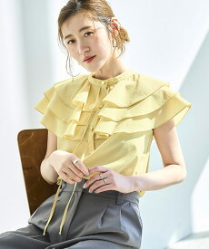 【洗える】レディース 半袖 ブラウス トップス オフィスカジュアル 通勤 ミセス 女性 服装 上品 きれいめ 大人かわいい おしゃれ フリルスリーブ 体型カバー 二の腕カバー 大きいサイズ シアー 透け感 華やか ストレッチ 春 夏 秋 即日発送 プレゼント ギフト 2025sa05