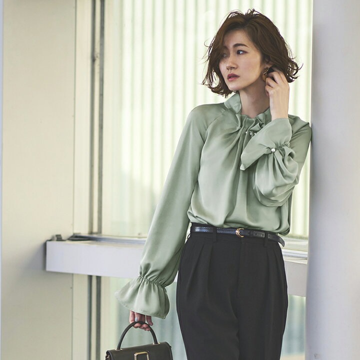 楽天市場 22春夏新作 レディース ブラウス トップス シャツ スーツ インナー オフィスカジュアル 春夏コーデ 上品 きれいめ 通勤 ミセス 50 代 40代 30代 大きいサイズ 春夏 長袖 半袖 ビジネススーツ フォーマル おしゃれ 仕事服 女性 服装 職場 即日発送 プレゼント