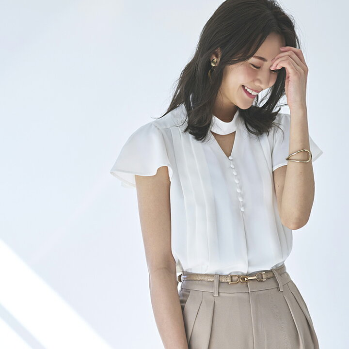 楽天市場 クーポン利用で4125円 手洗い 22春夏新作 レディースブラウス カットアウトトップス シャツ オフィスカジュアル スーツインナー 上品 きれいめおしゃれ 通勤 ミセス 50代 40代 30代 大きいサイズ スタンドカラー 半袖 春夏コーデ 即日発送 プレゼント