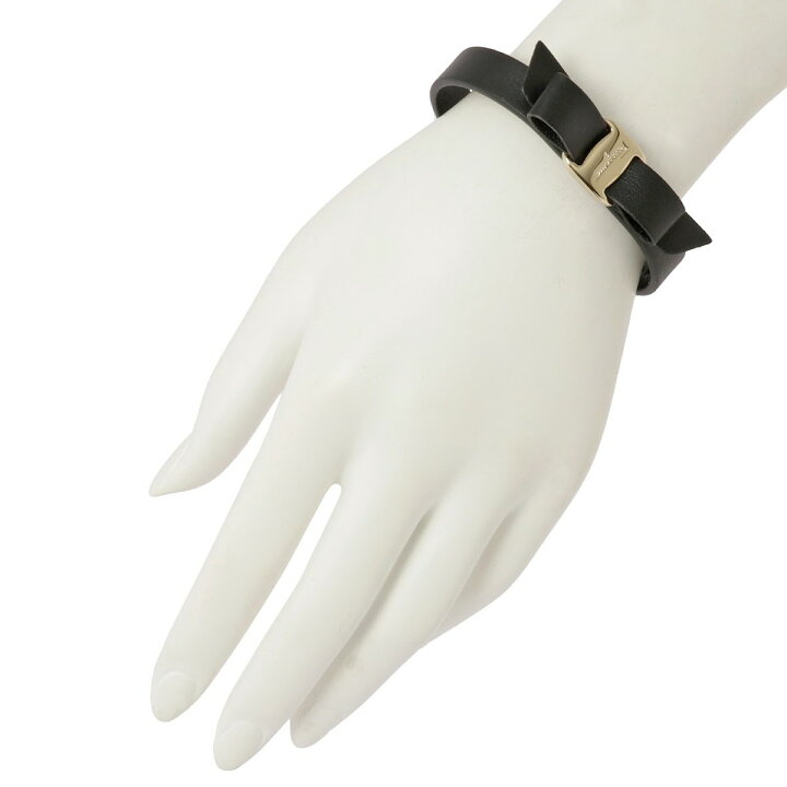 楽天市場】Salvatore Ferragamo サルヴァトーレフェラガモ 762500  