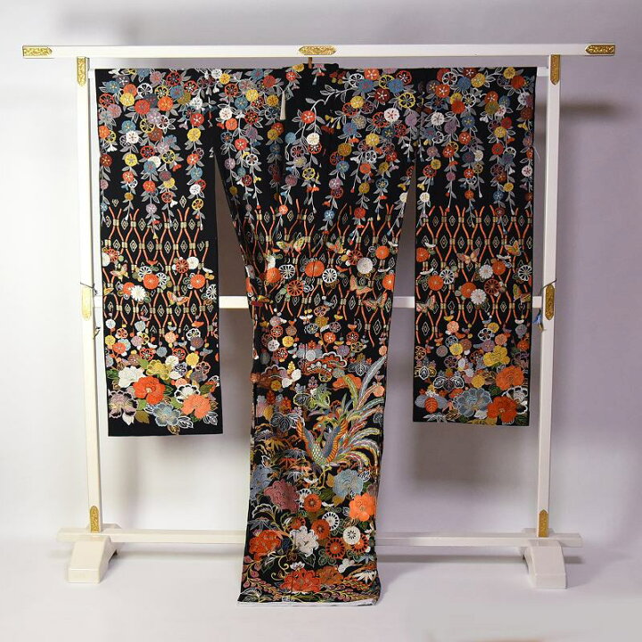 楽天市場】振袖 手縫いお仕立て付き 総刺繍 手刺繍 花々に鳳凰 黒色 