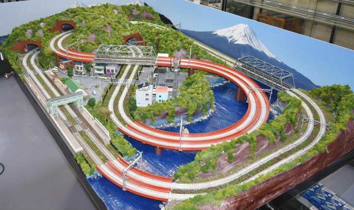 楽天市場】鉄道模型 ジオラマレイアウト Nゲージ用 複線150x90cm 8の 