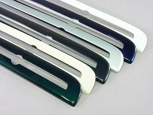 ハイエース200系 1-8型 リアゲートガーニッシュ 【8044】 インテリア用品 カーパーツ 車用品