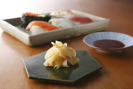 無添加の国産ガリ【手切り】 愛知県産金時生姜の新生姜を使用 爽やかな辛味　国産 無添加　無着色 お弁当や毎日のお食事に 70g 甘酢生姜 国産 生姜 無添加 新生姜 ショウガ ジンジャー しょうが 漬け物 金時生姜 酢生姜 漬物 お弁当 酢生姜 酢漬け 甘酢漬け 寿司