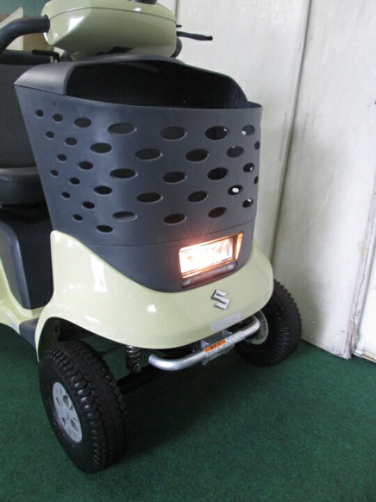 楽天市場】スズキ セニアカー 電動車イス ET4D9 ペールイエロー 営業所 