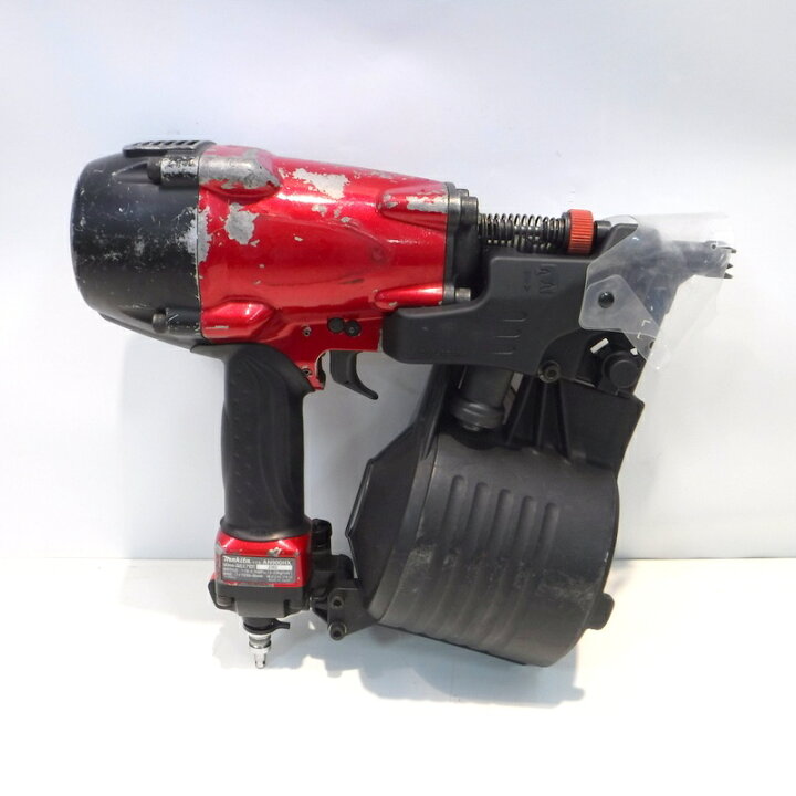 完売商品】マキタ 90mm高圧エア釘打機 AN900HX【中古品】