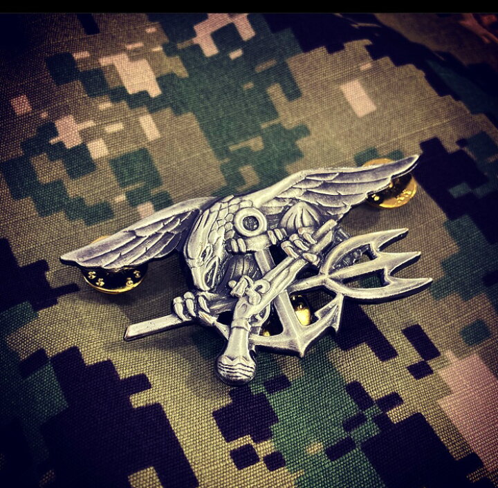 楽天市場 Military Goods ミリタリーグッズ U S Navy Seals Pin Badge シールズ ピンバッヂ レプリカ ネコポス対応 スワット楽天市場店