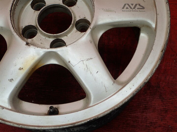 楽天市場】AVS VS-6 7Jx16 +30 5/114.3 パールホワイト系 : 中古タイヤ 