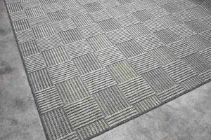 J[ybg 8 O~ { イ R hL [v O[ x[W uE OSHy`FbNA8z ]ˊ8 352×352cm