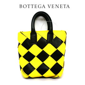 BOTTEGA VENETA ボッテガヴェネタ キーリング 57779 vbo01 レディース マキシイントレチャート レザー バッグチャーム キーホルダー ミニポーチ 小物入れ 新品 一粒万倍日 天赦日 ご褒美 ギフト プレゼント 記念日 誕生日 贈り物 並行輸入品